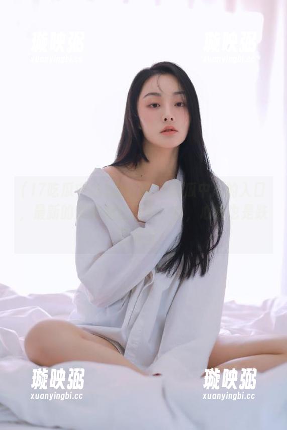 17吃瓜中心 最近在17吃瓜中心的入口,最新的热帖像过山车一样,心情也是跌宕起伏!