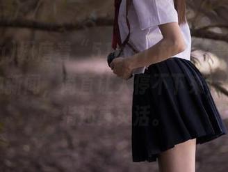 琢磨着“51cg1.fun苹果版”里的花边新闻，简直让人停不下来，幸好手指还算灵活。