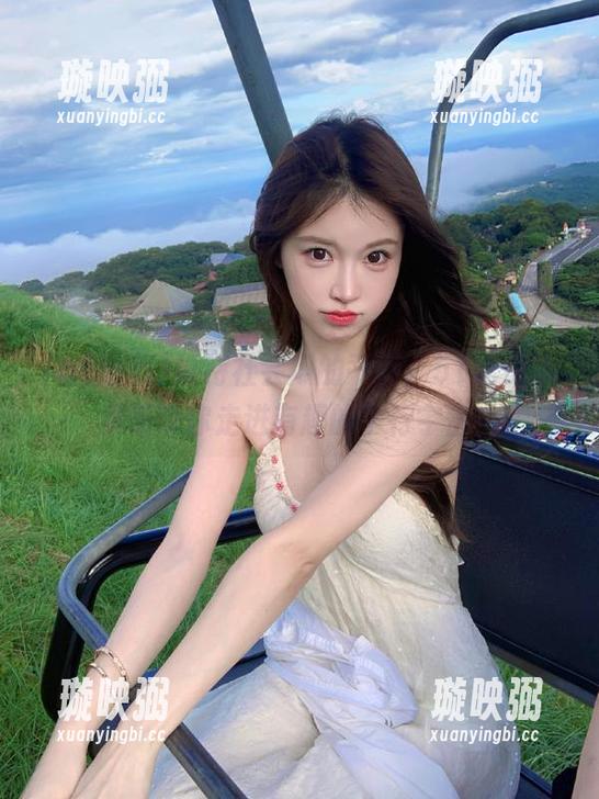 维持社会瓜的平衡，51吃瓜苹果版带你走进有趣的平行宇宙！