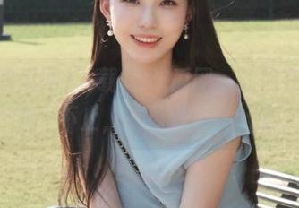 下载52吃瓜网，让你在瓜场蹦跶不止，吃瓜开party！