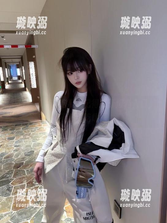 61吃瓜 61吃瓜,记得打开爆料入口,有瓜可吃哦!