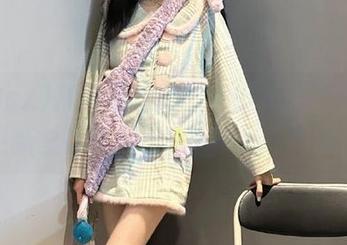 打算不吃瓜了，但是g718sx的更新总让我忍不住……怎么回事？