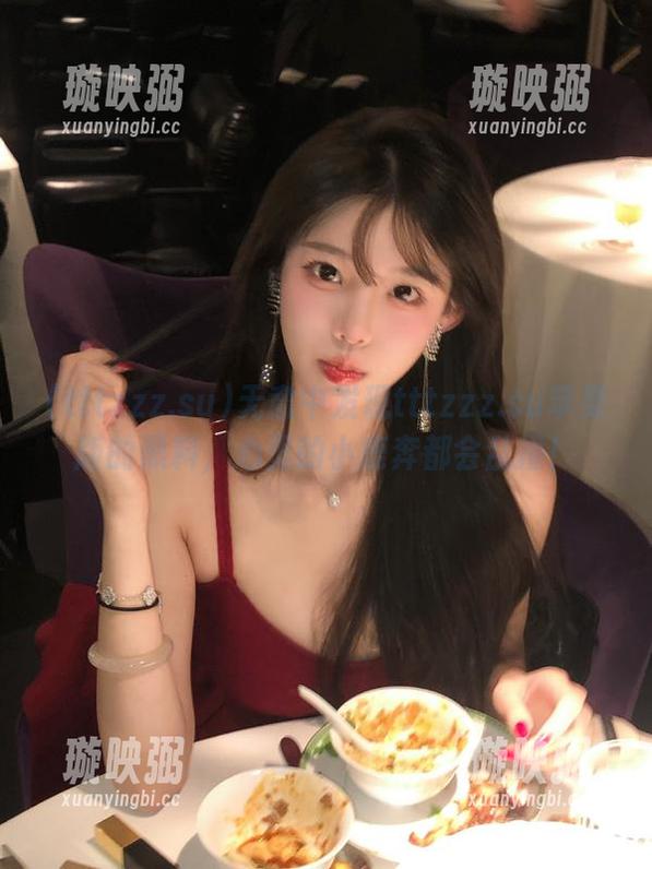 无意中发现tttzzz.su苹果版的黑料，心里的小鹿奔都会乱撞！