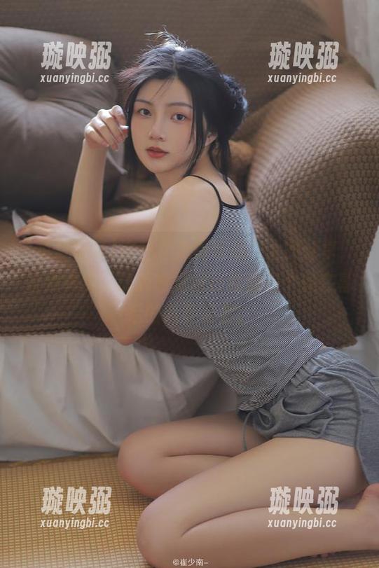 免费吃瓜 这些“免费吃瓜”上的分享,特别真实,让我感觉自己就像是个躲在幕后的八卦记者。
