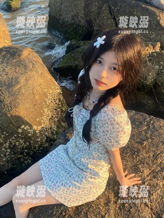 免费吃瓜网 收藏这个“免费吃瓜网”,用你的脑细胞来捕捉那些细微的八卦波动吧!