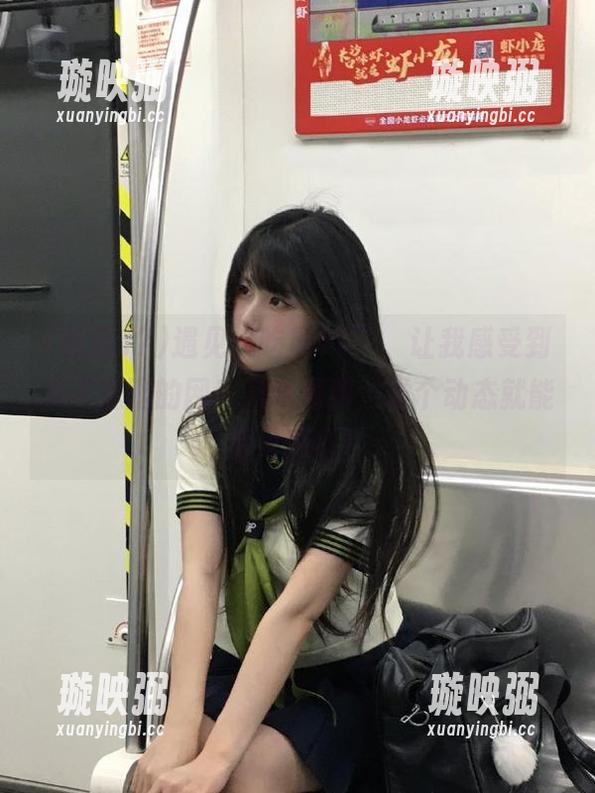 遇见“吃瓜17”，让我感受到永不迷路的网！八卦驾到，发个动态就能变身网红！