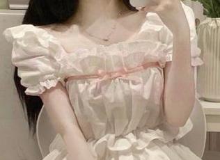 吃瓜大本营苹果版：时髦而不落俗套的美味八卦，等你来打卡品尝。