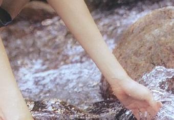 吃瓜网：资源堆成山，在线观看轻轻松松就能乐开怀！