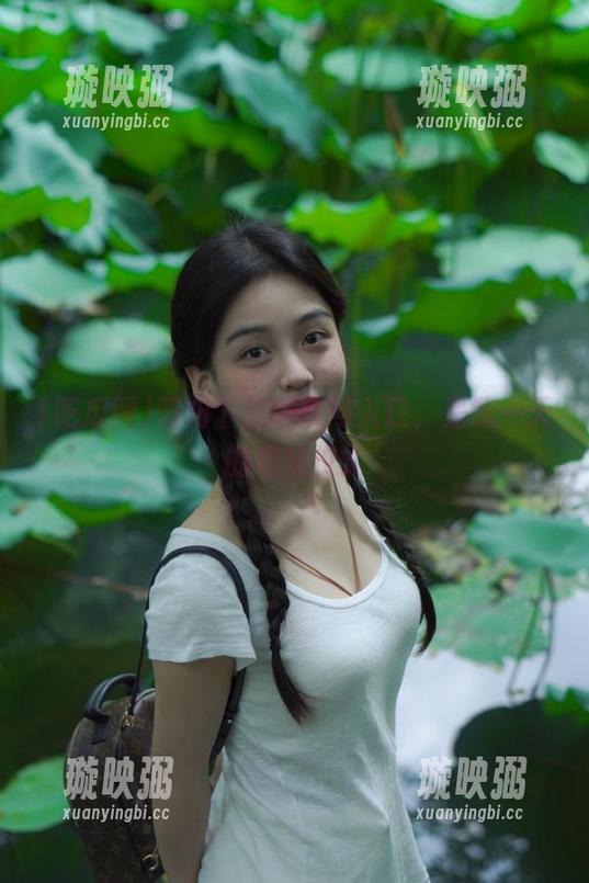 朝阳下的吃瓜网入口，是我一天的初始仪式