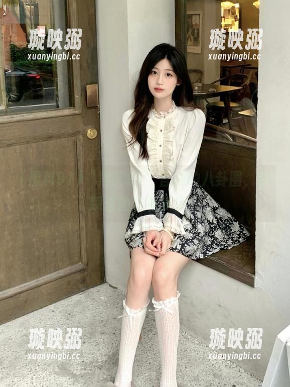 黑料91 “黑料91”官网的八卦圈,你踩过的坑有多少?