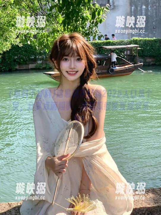 这黑料不打料2025入口是个宝，分享点滴趣事，连吃瓜都能变成欢乐秀！