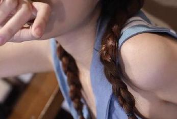 下载黑料不打烊，和传送门的距离只差一根手指！