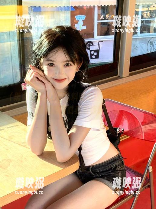 黑料吃瓜 打开黑料吃瓜这款app,在线追剧的同时获取惊天大料