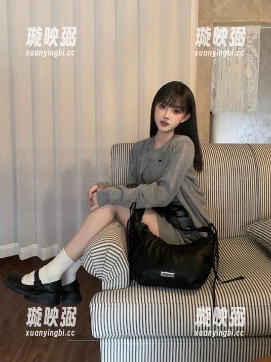 黑料正能量 坑爹的“黑料正能量index”app,进去就想出来,却出了又想再去。