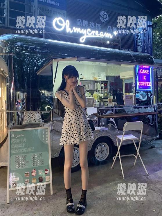 黑料正能量 在黑料正能量soAPP游荡,导航链接犹如宝藏,却让我微微颤抖,能找到啥呢?