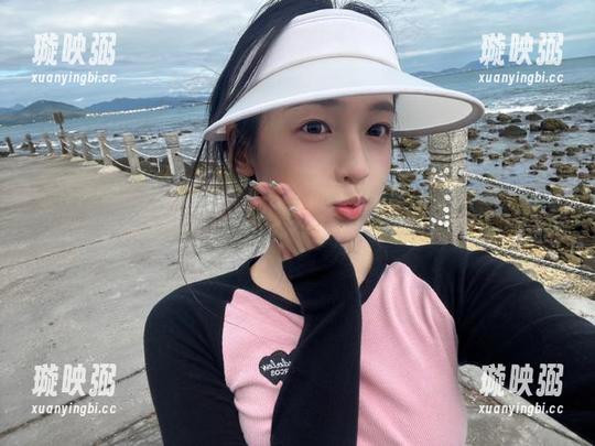 黑料网 黑料网下载过程中,不小心又收藏了一堆八卦,尴尬呦