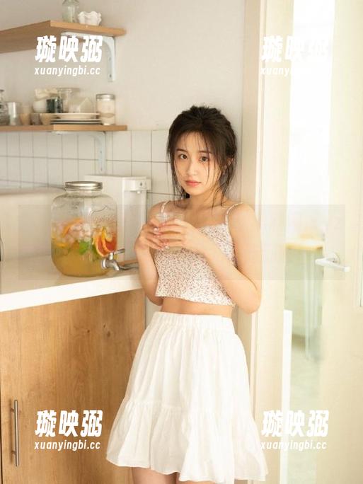 黑料网 不想要深度,只求“黑料网.xyz”调皮的线路,让我吃瓜吃到嗨!